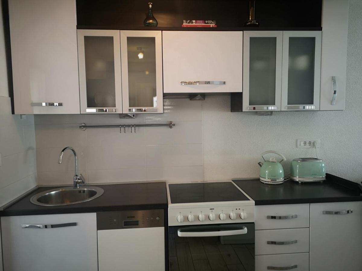 Mala Kuca Ispod Borova Villa Primošten Buitenkant foto