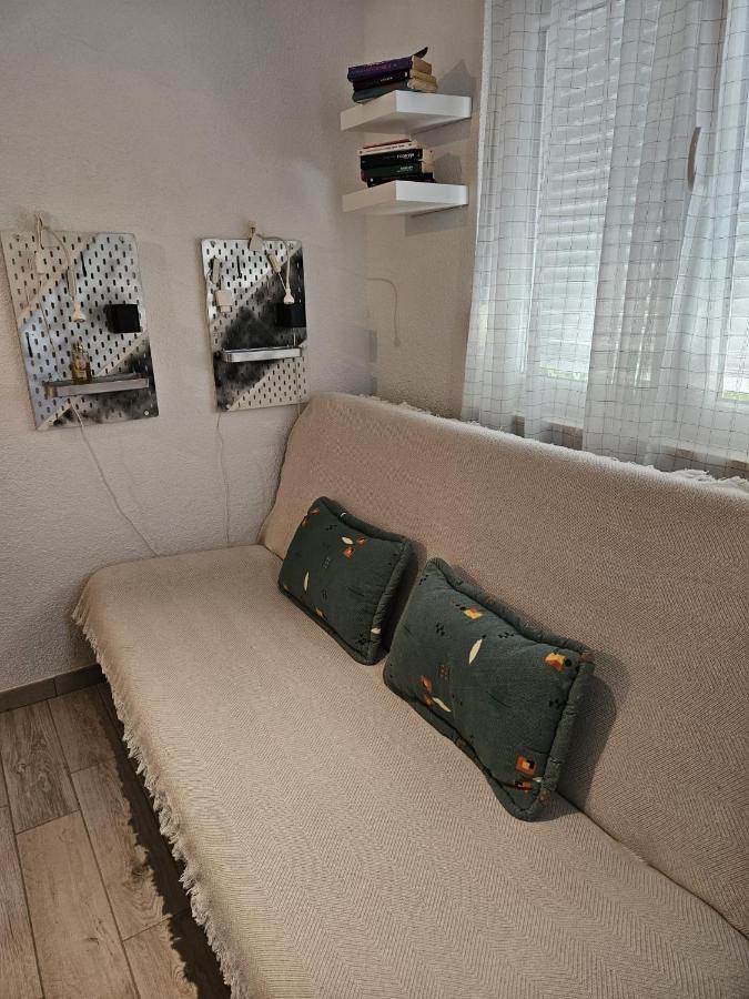Mala Kuca Ispod Borova Villa Primošten Buitenkant foto